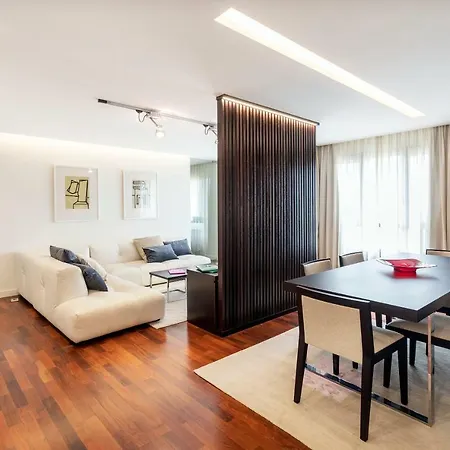 Exclusiva Vivienda De Lujo *